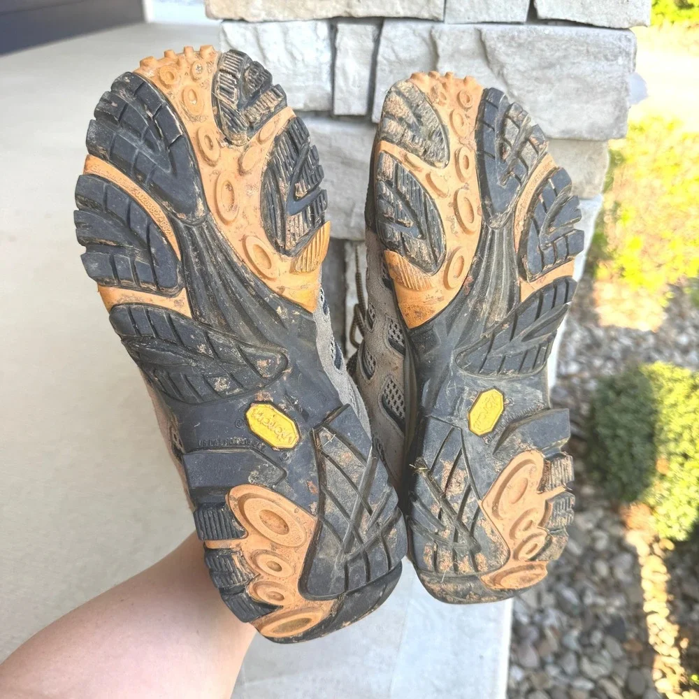 Merrell Moab Mid Ventilator Mens 9 Walnut Brown Suede Hiking Boots J86593 Vibram